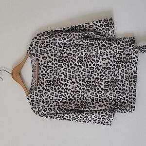 Chico's Leopard Print Side Tie Wide Neck Knit Top Size Small